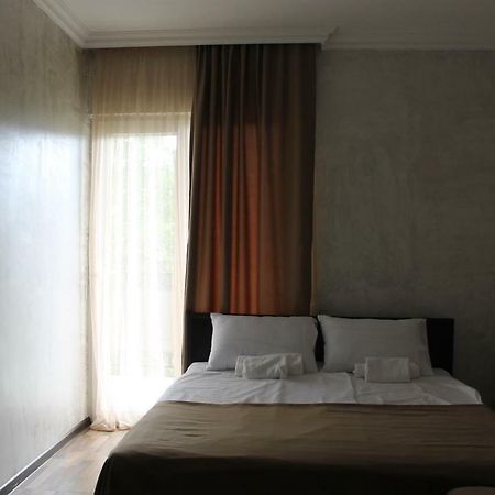Hotel Progress Batumi Luaran gambar