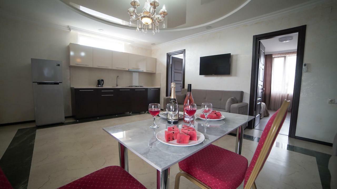 Hotel Progress Batumi Luaran gambar