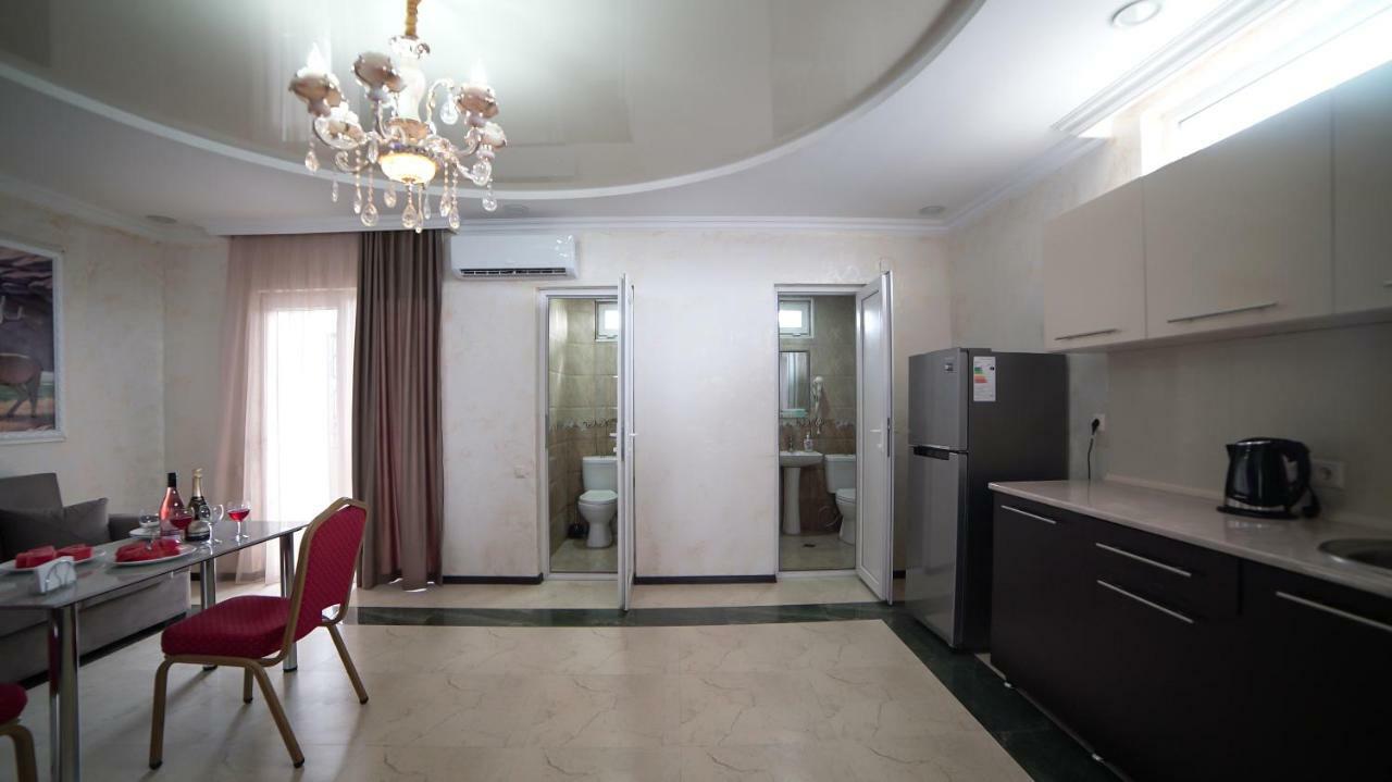 Hotel Progress Batumi Luaran gambar