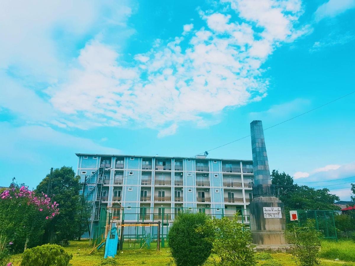 Hotel Progress Batumi Luaran gambar