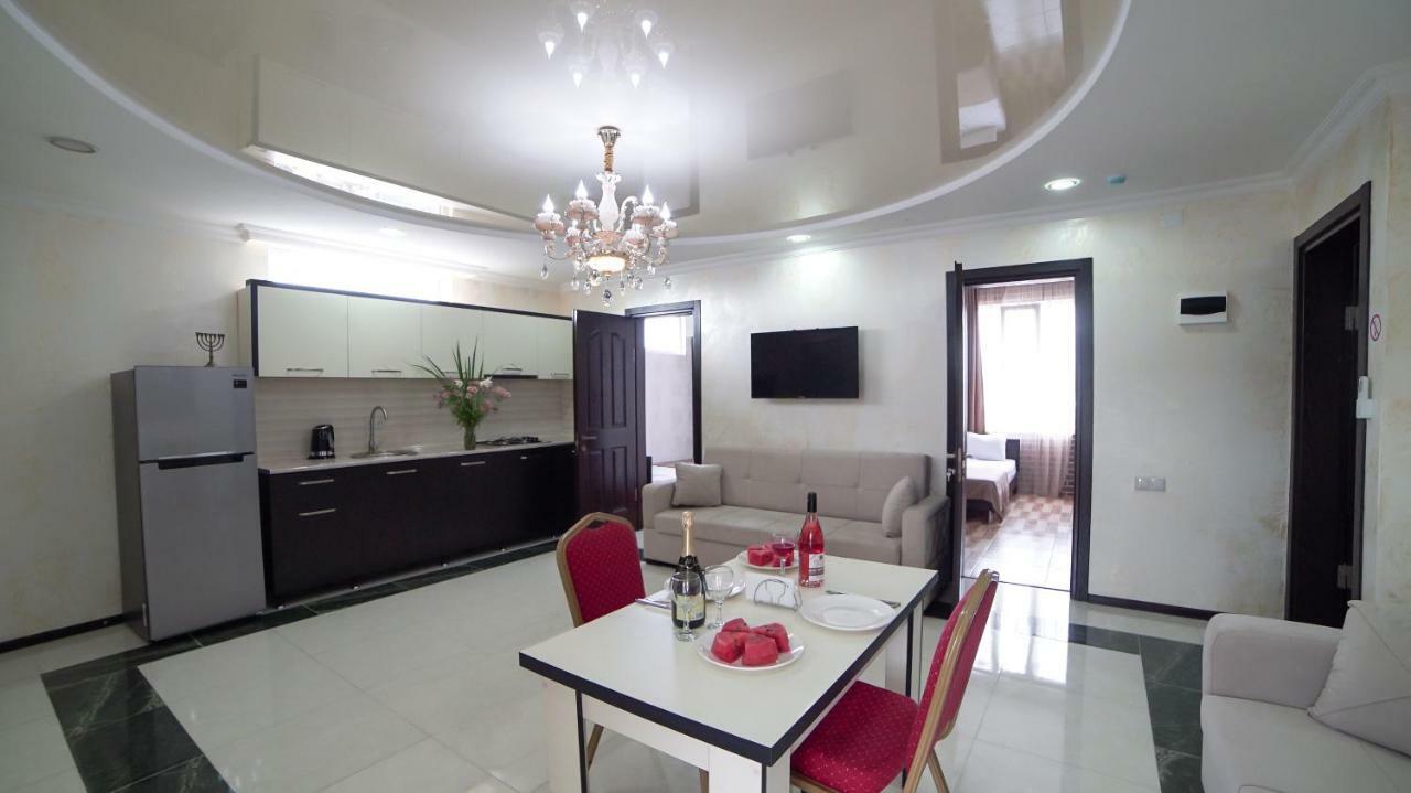 Hotel Progress Batumi Luaran gambar